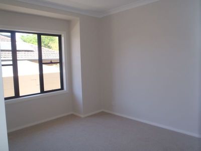 'The Avenue' / 32A Stonehaven Avenue, Dubbo