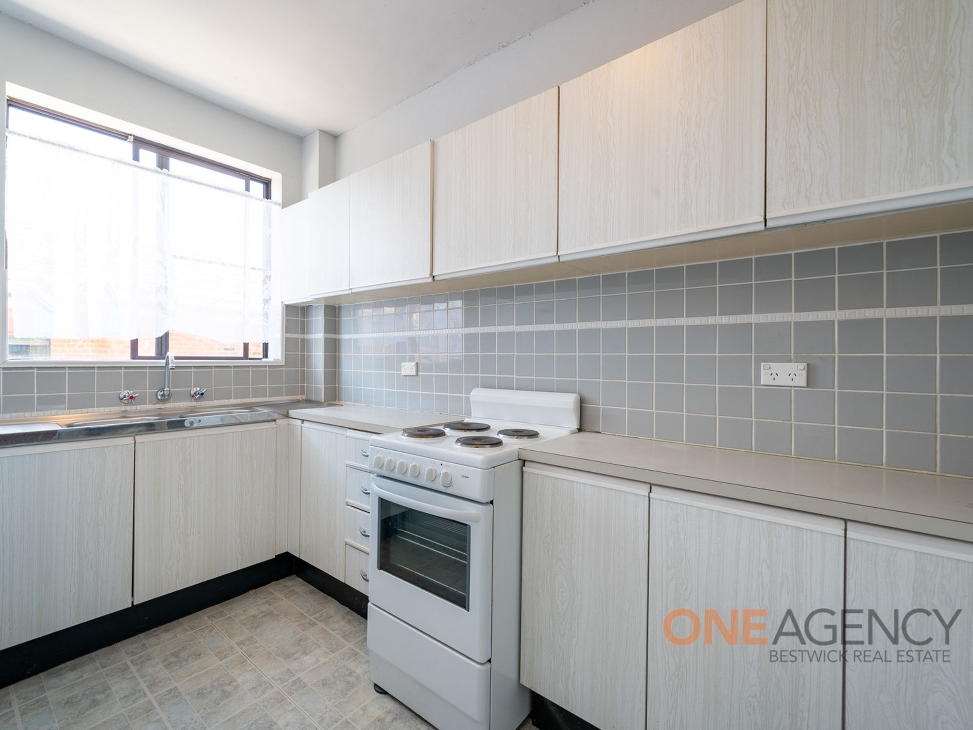 2 / 214 Keppel Street, Bathurst