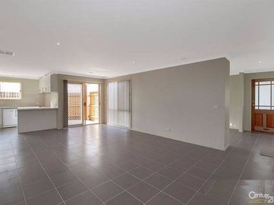 14 Greendale Boulevard, Pakenham