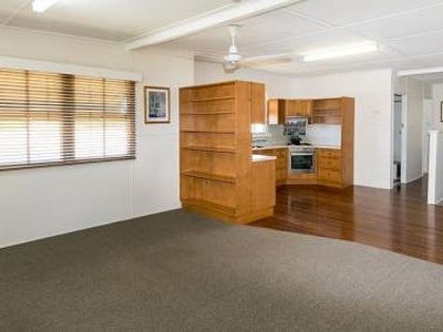 19 Ocean Street, Torquay
