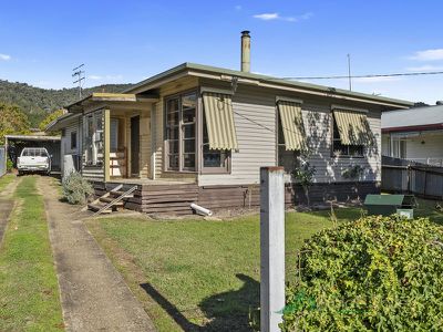 12 Simmonds Street, Mount Beauty