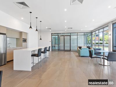 42 / 172 Railway Parade, West Leederville