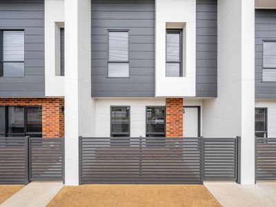 10 / 111 Vaughan Street, Shepparton