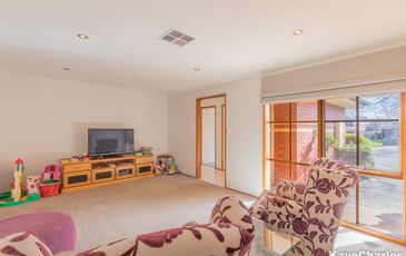 8 Hillman Court, Berwick