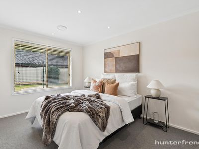4 Kensington Crescent, Altona Meadows