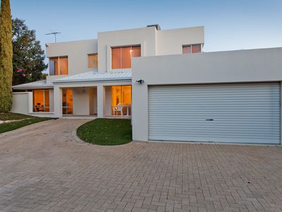 10 Matsen Close, Booragoon