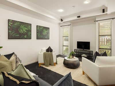 6 Scenery Court, Brookwater