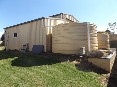 2 Bottlebrush Street, Kingaroy
