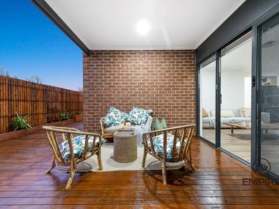 32 Gallant Drive, Clyde North