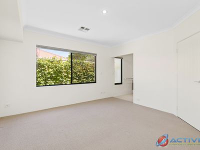 25A Second Avenue, Claremont