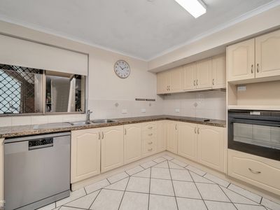 2 / 249-255 Esplanade, Cairns North