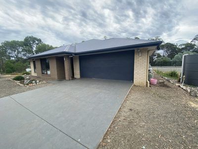 58 Tom Smith Drive, Nanango