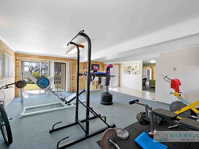 101 Esplanade, Woodgate