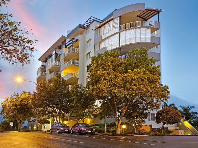 19 / 22 Riverview Terrace, Indooroopilly