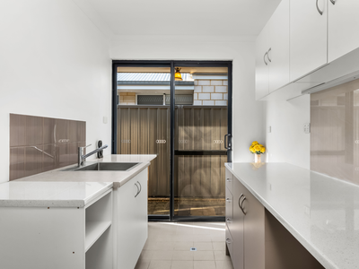 36 Beroona Way, Cockburn Central