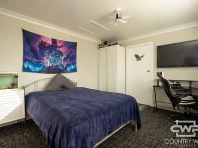 2474 New England Highway, Dundee