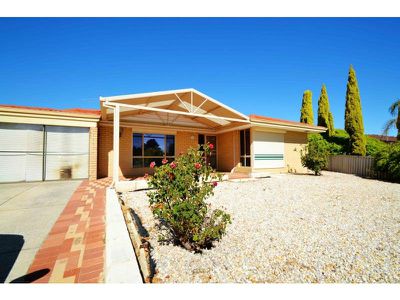 23 Woolerong Walk, Marangaroo