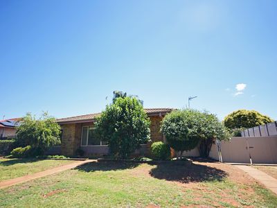 3 Spears Drive, Dubbo