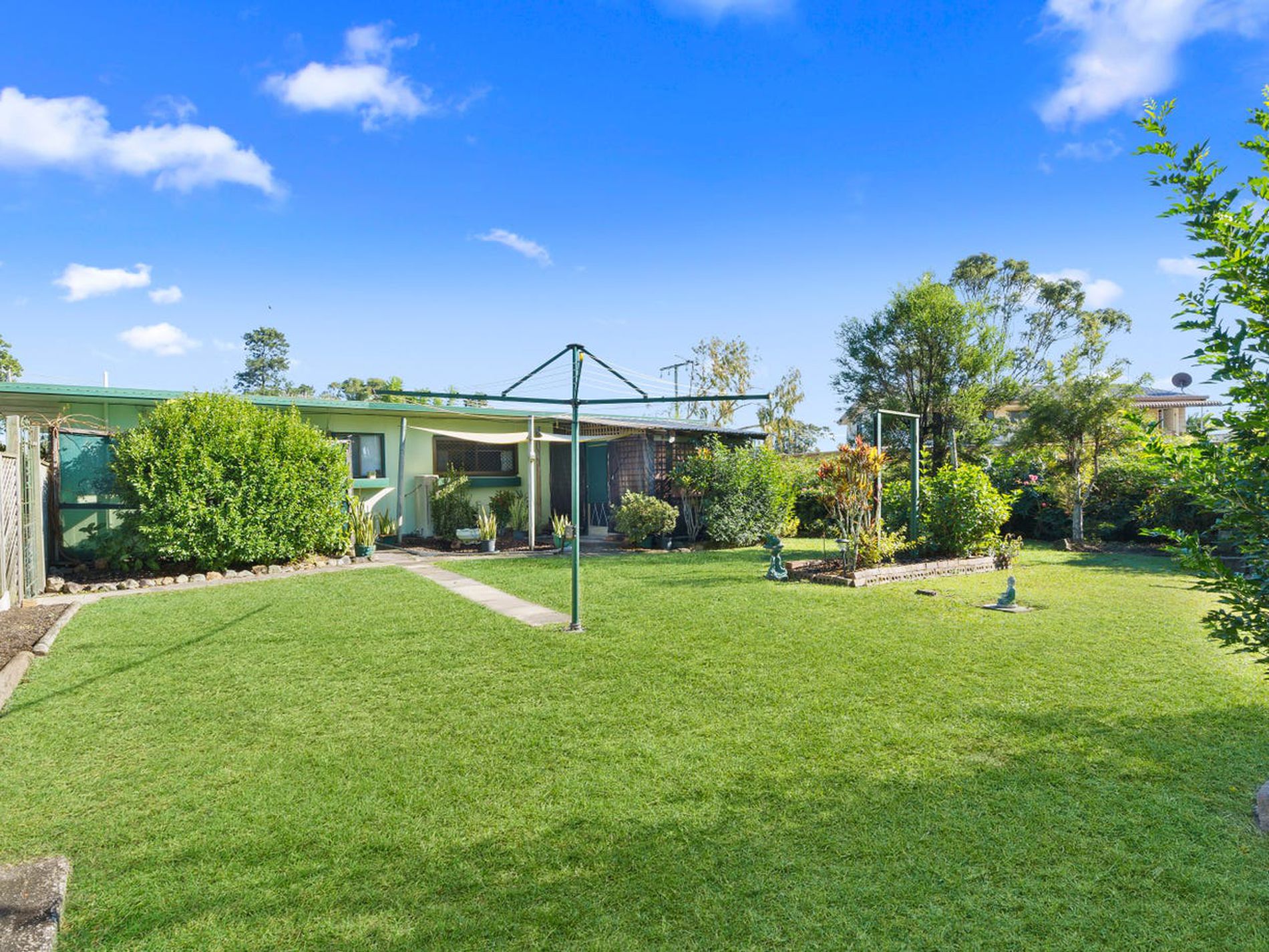 4 HERITAGE STREET, Morayfield