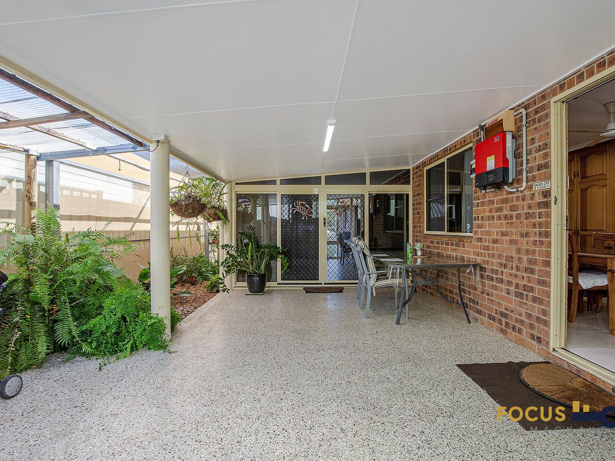 2 Alec Dick Court, Seaforth