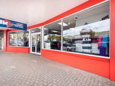 In2 Trophies, Monogramming & Work Wear