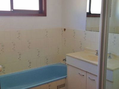 32 Bangalow Street, Narrawallee