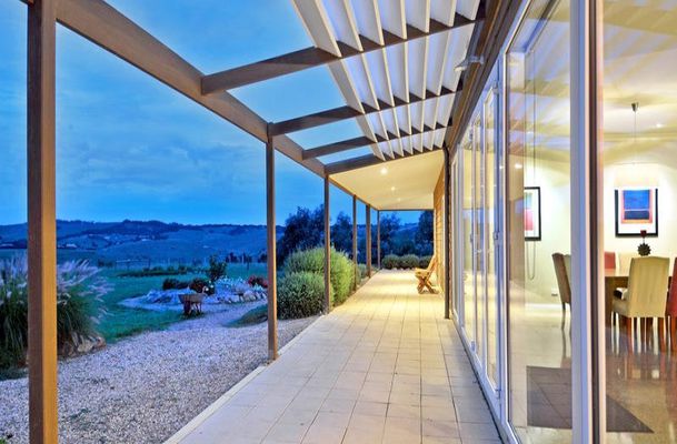 8 The Dress Circle, Oaklands Junction