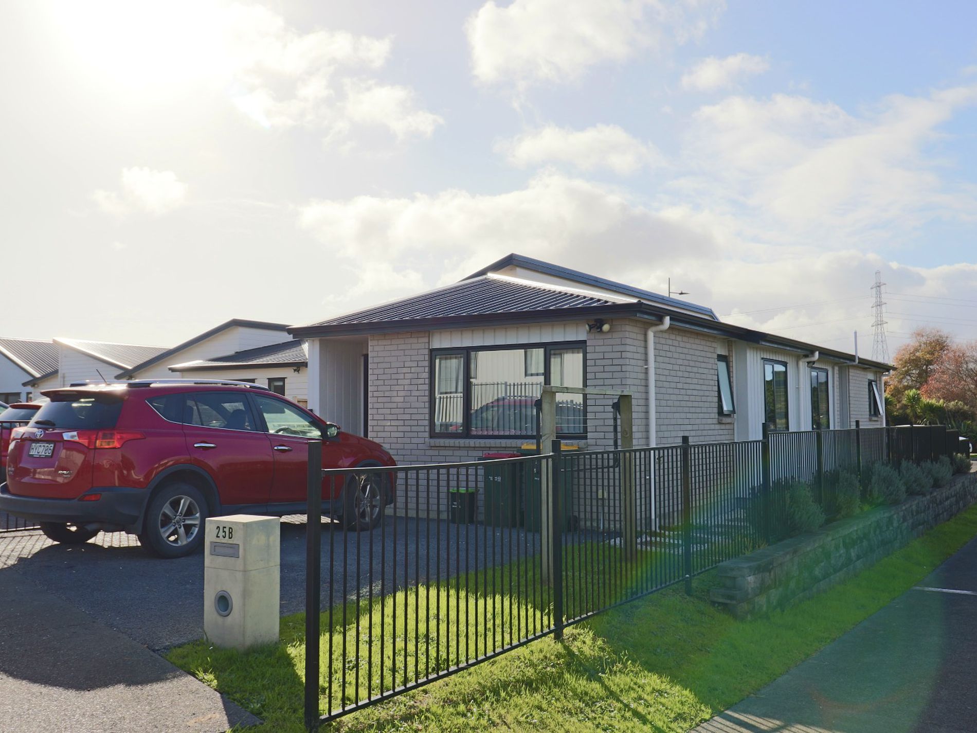 25B Tributary Parade , Drury