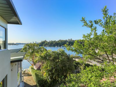 8 / 19 Dick Street, Henley