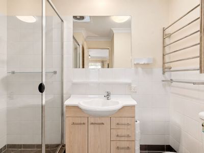 12 / 64 Groth Road, Boondall
