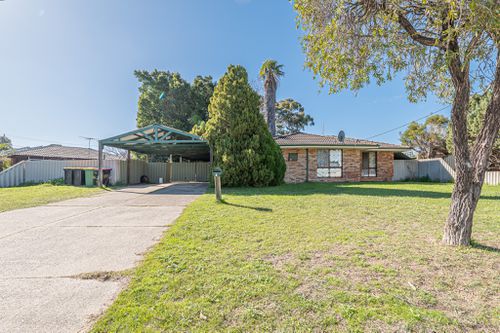 4 Redross Court, Armadale
