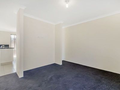 17 Cooloola Chase, Yanchep