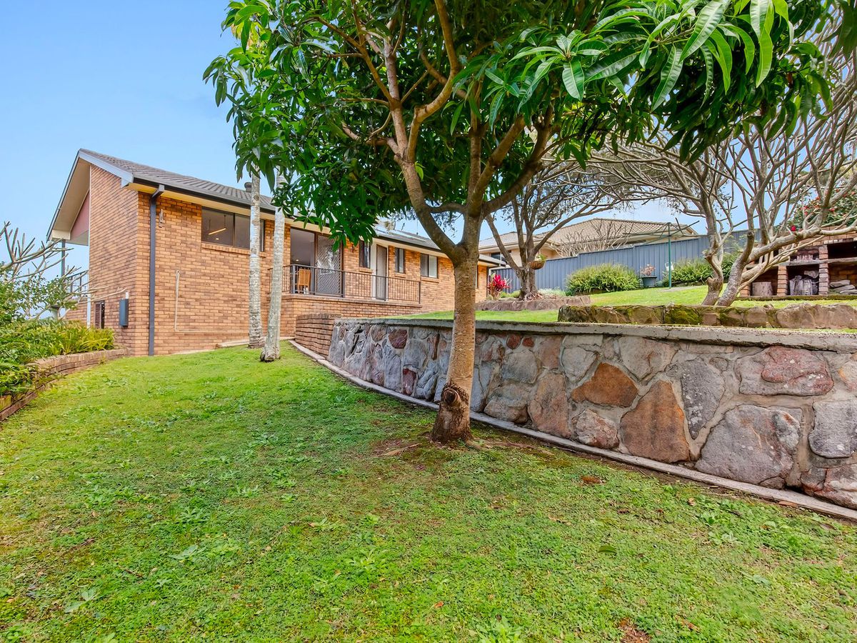 8 Houlahan Close, Woolgoolga