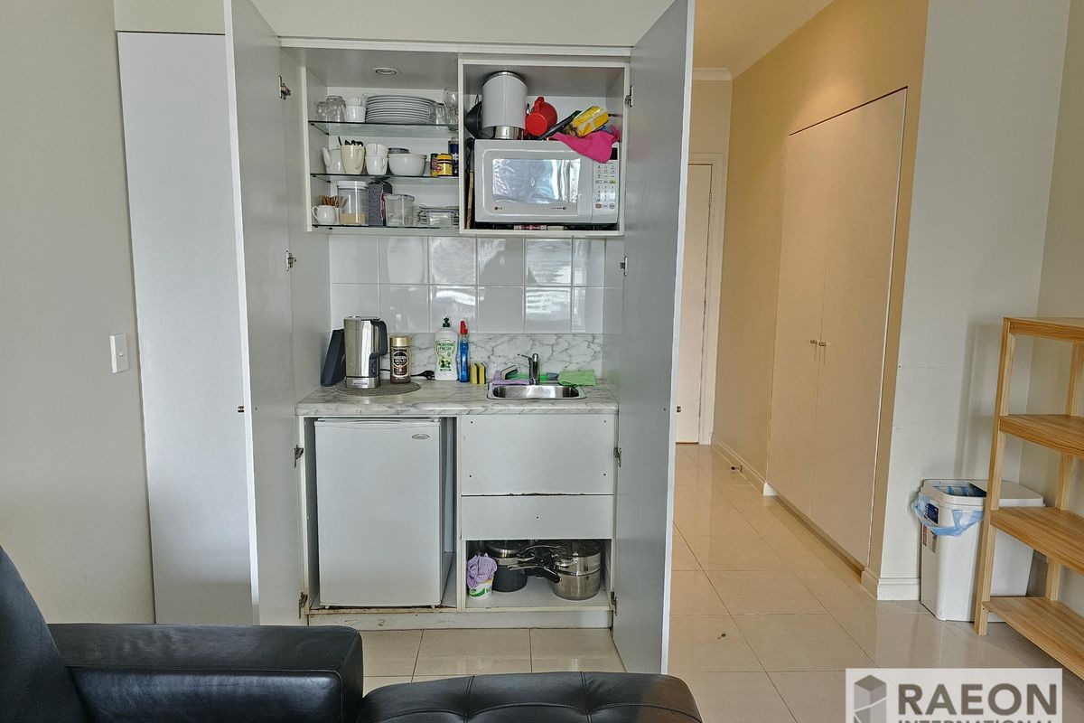 1202B/1 William Street, Melbourne