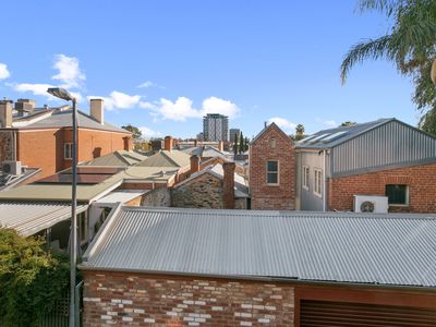 10 / 11 Davaar Place, Adelaide