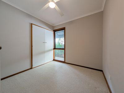 6 Scoresby Street, Kerang