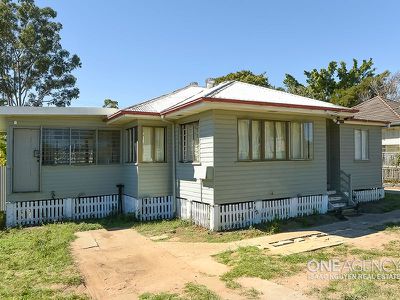 33 Cypress St, Inala