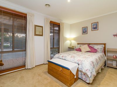 6 Anjaya Court, Frankston