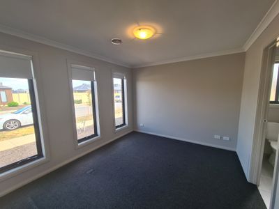 4  Sandringham Street, Shepparton