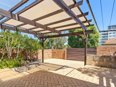 23 Chatsworth Terrace, Claremont