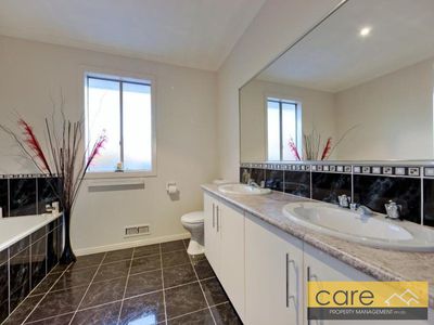 1 / 15 Overton Road, Seaford