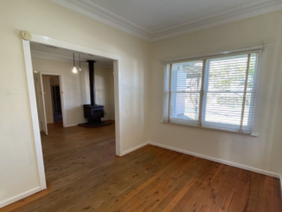 2 Sanderson Street, Dubbo