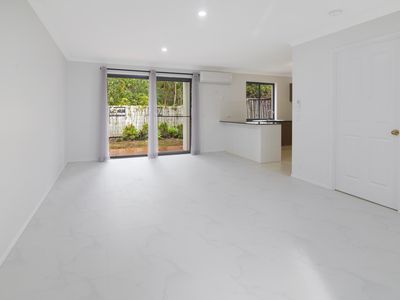15 / 24 Jessica Drive, Upper Coomera