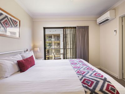 307 / 112 Mounts Bay Road, Perth