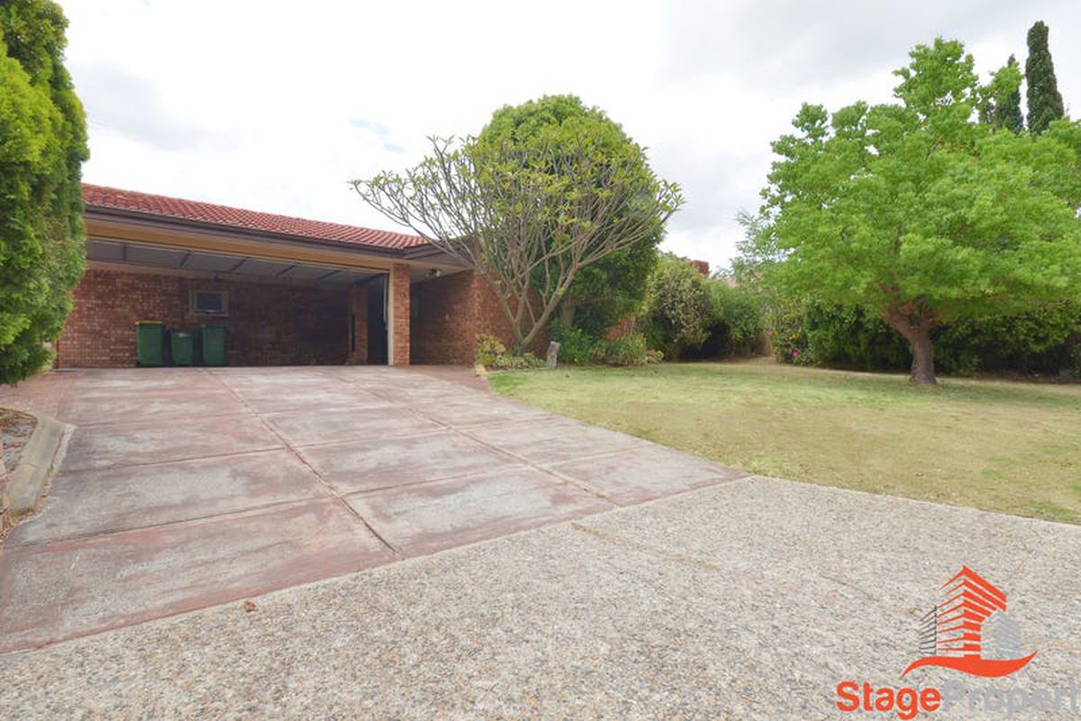 15 Burnett Avenue, Leeming