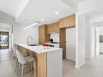 11A Canara Road, Westminster