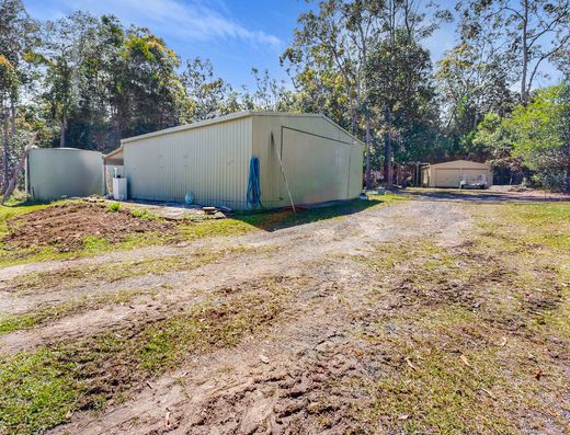 Enter Acreage Freedom with Exceptional Multi-Generational Versatility image 31