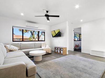 14 Glass Street, Sale