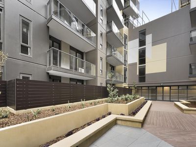 208B / 8 Clinch Avenue, Preston