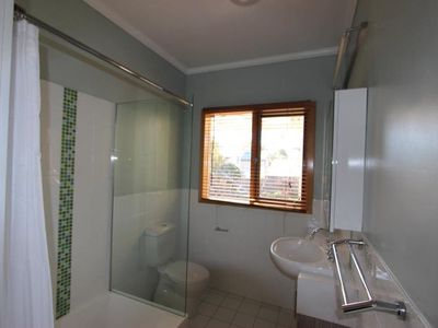 1 Meakin Street, East Geelong